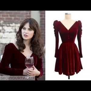 ISO of this trashy diva red velvet dress from New Girl worn by Jess